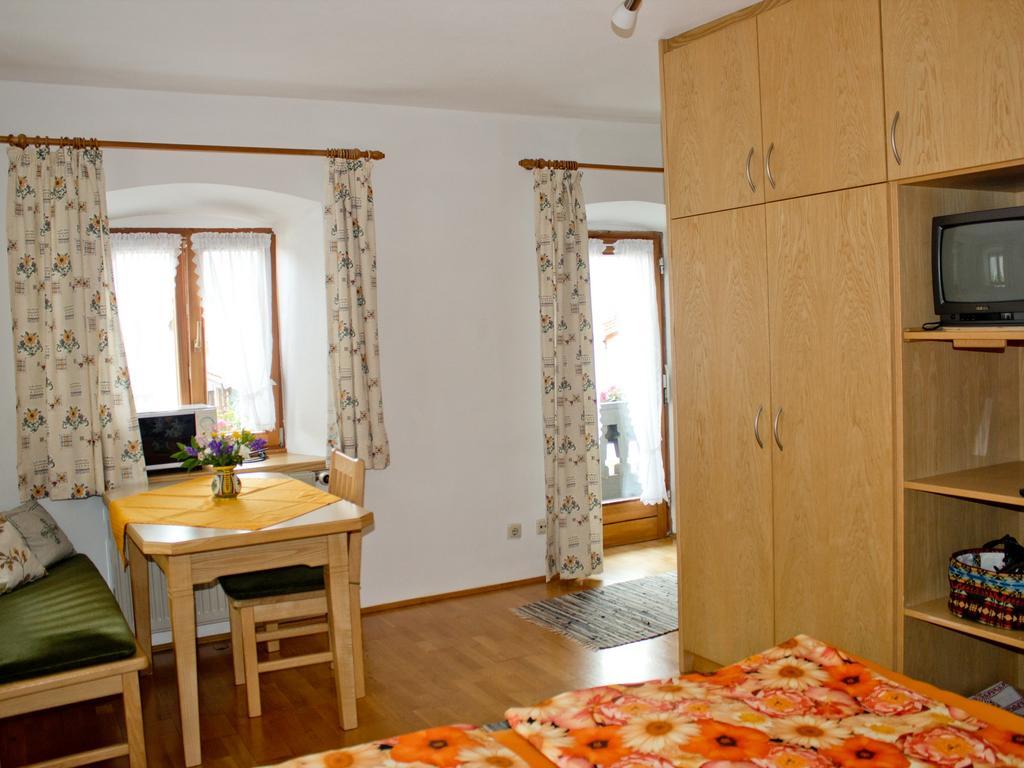 Biererhof Villa Rottau Rum bild